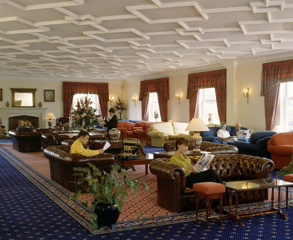Whittlebury Hall And Spa Exterior foto