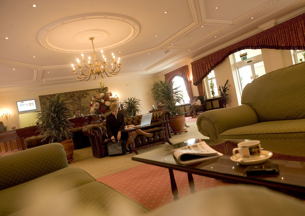 Whittlebury Hall And Spa Exterior foto