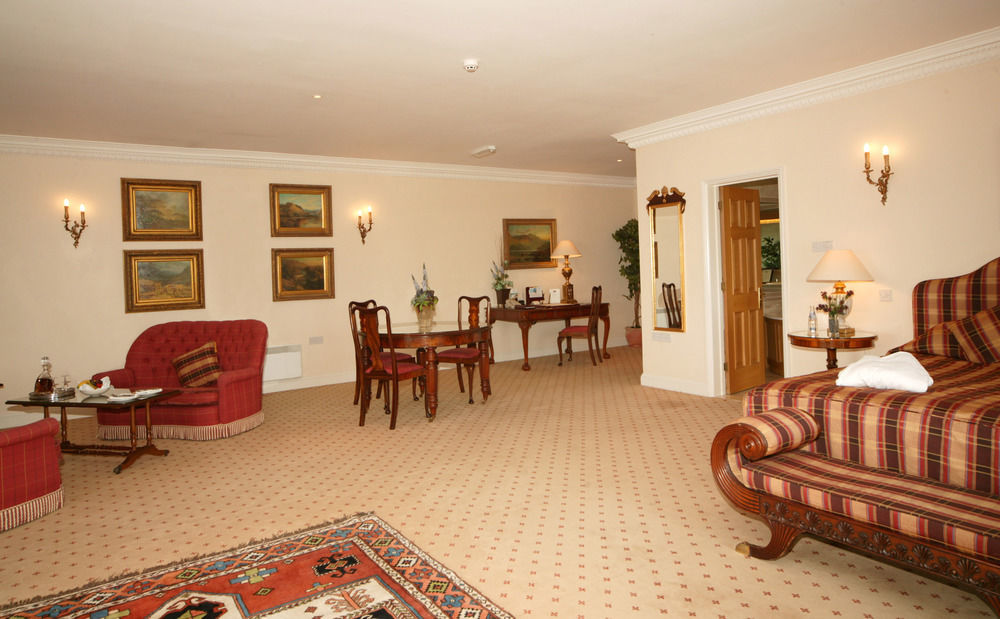 Whittlebury Hall And Spa Exterior foto