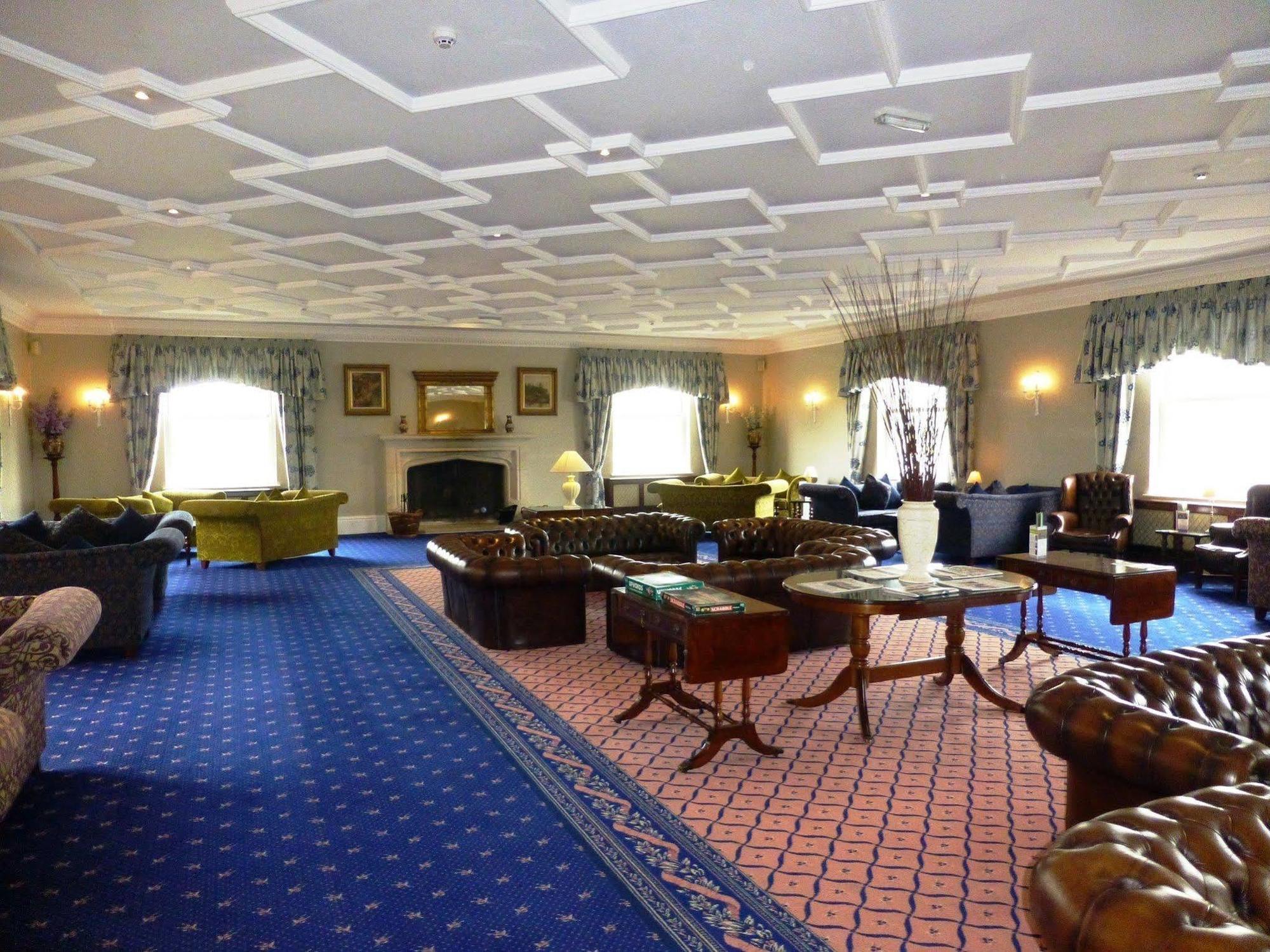Whittlebury Hall And Spa Exterior foto